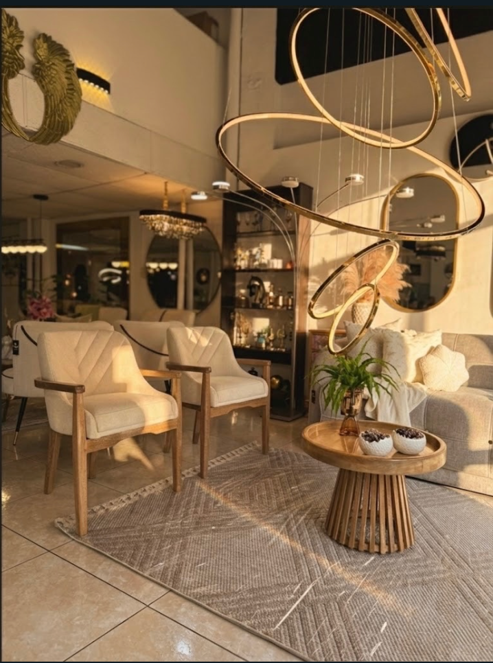 Sala Sophy & Sillas Alaska - Conjunto Premium en Tela Lino Frío
