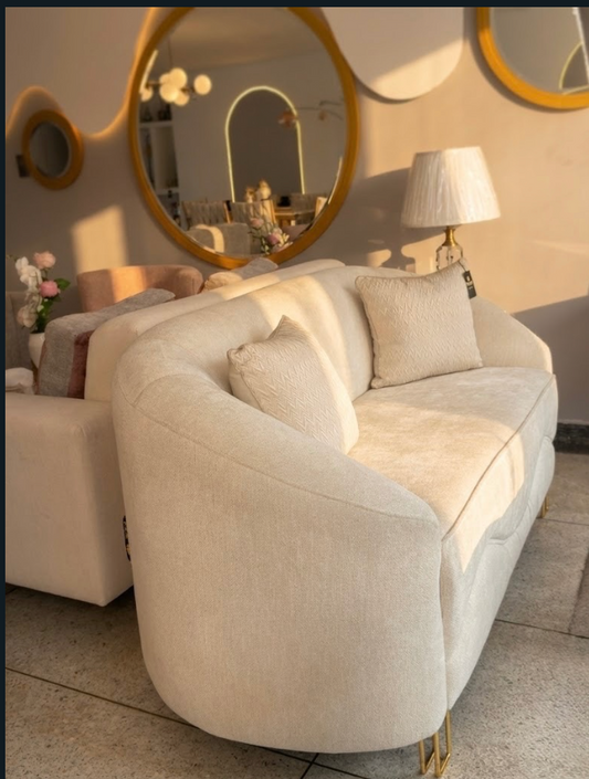 Sala de Exhibición Exclusiva - Sofá Orgánico + Poltrona Artesanal Premium