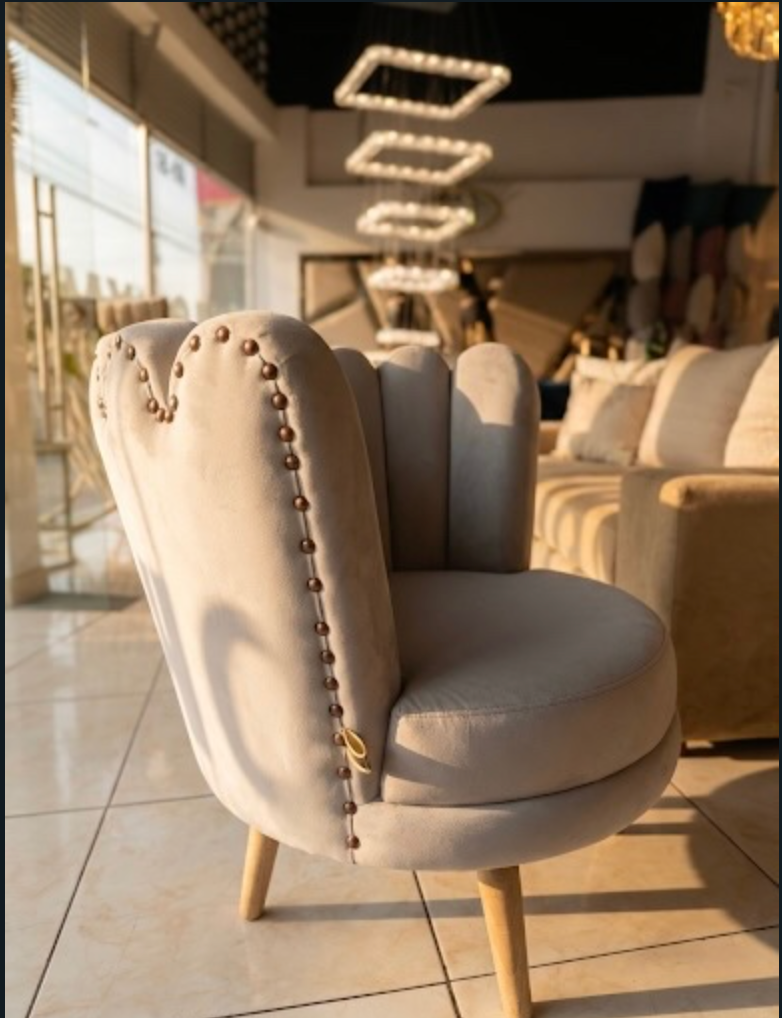 Silla Pétalo Premium - Diseño Orgánico en Madera Nogal | My Sofá